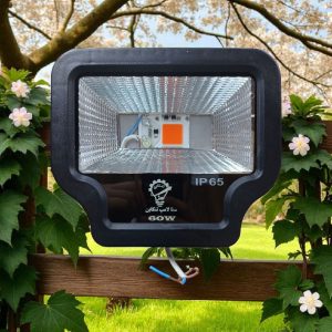 پروژکتور ال ای دی ۵۰وات رشدگیاه سنالامپ